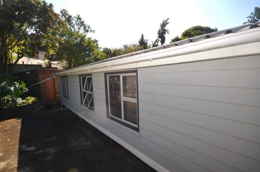 2 Bedroom Property for Sale in Bonza Bay Eastern Cape